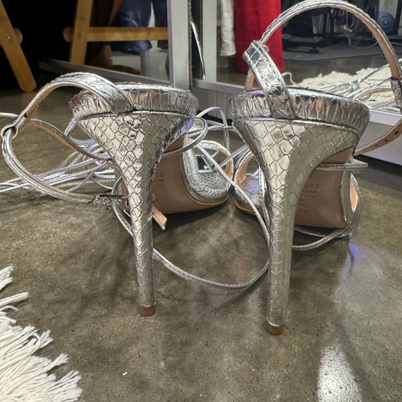 Vikki Metallic Leather Sandal - Picture 5 of 5